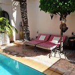 Riad Lola Maria dans la palmeraie