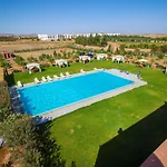 Appartement neuf avec piscine et jardin BIO, excursions QUADS