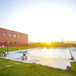 Appartement neuf avec piscine et jardin BIO, excursions QUADS