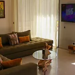 SOMPTUEUSE VILLA PISCINE ARGAN GOLF- FIBRE OPTIQUE - NETFLIX - GOUVERANTE - Petit déjeuner inclus