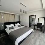 Villa Nelya