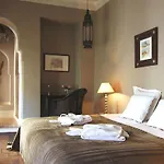 Riad Et Douiria Douceur, Le Charme Marocain, Piscine En Rooftop
