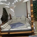 Villa Slim