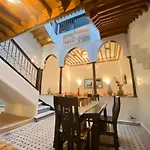 Un Riad Pour Se Divertir En Famille & Se Detendre