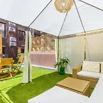 New!, Jardin Prive, Transats, Barbecue