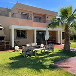 Spacious Moroccan Private Villa With Heated Pool