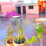 Riad Miramare Pour Familles