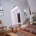 Paisible Riad Privatif Au Coeur De Marrakech