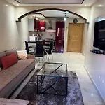 Luxuary Appartment In The City Center