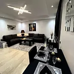 Luxury Apartment In Center Of Gueliz