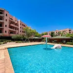 Residence Touristique A 5 Piscines
