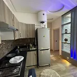 Cosy Appartement In The Center Of The Red City
