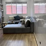 Cosy Appartement In The Center Of The Red City