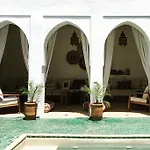 Dar Num, Luxury Private Riad With Pool & Breakfast - Car Access In Medina