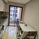 Family Apartment With Swimming Pool Air Conditionning And Elevator