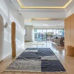 Villa J
