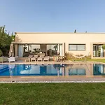 Villa J