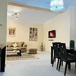Maison Spacieuse Et Elegante