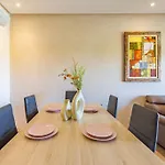 Luxurious Prestigia Golf Apt