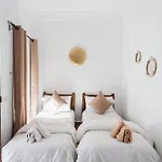 Riad Of The Moon