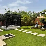 Villa Amele,Calme,Ensoleille,Piscine,Salle De Jeux