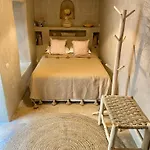 Riad Warda