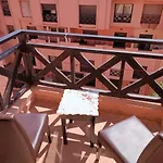 Charm & Chic Residence