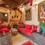 Riad Hikaya