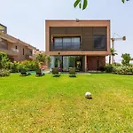 Villa Hani