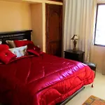 Luxury 4 Suite Villa With Pool & 2 Large Lounges
