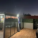 Appartement Luxueux Au Rooftop A Gueliz