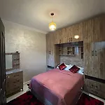 Un Studio Familial A Marrakech