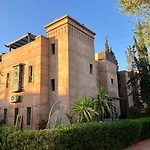 Charming Villa: Serenity And Style