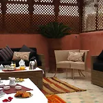 Riad Le Perroquet Bleu Suites & Spa