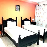 Villa 5 Chambres En Pleine Ville