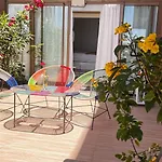 Appartement De Luxe Avec Jardin Vue Sur La Piscine Golf Securise 24H Sur 24 A 5 Minutes De L Aeroport