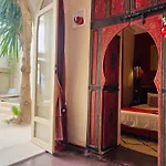 Riad 144