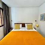 Private Riad Anaqa - 5Mins From The Main Square