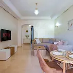 Green Oasis Poolside Luxury App