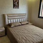 Appartement Avec Patio Et Jaccuzzi