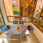 Modern Flat With Double Patio Right Next To Marrakech Center