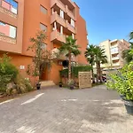 Modern Flat With Double Patio Right Next To Marrakech Center
