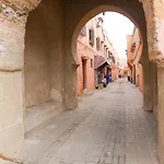 Riad Winarouzehouse
