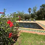 Luxury Villa With Private Pool At Samanah Golf