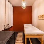 Riad Exclusif- Piscine - Petit Dejeuner Gratuit