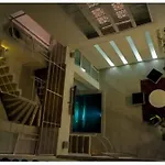Riad Le M