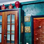 Traditionel Style Apartement