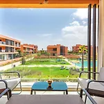 New! App Avec Vue Sur Piscine A Noria Golf