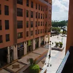 Lux Apt, Prime Location, Jacuzzi