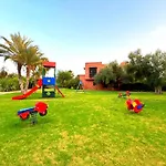 Magnifique Appartement Avec Piscine A Marrakech